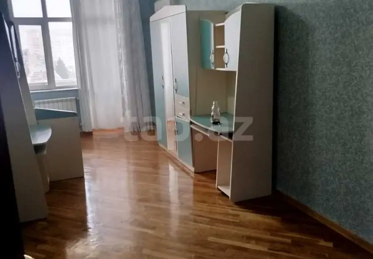 3 otaqlı mənzil , Bakı