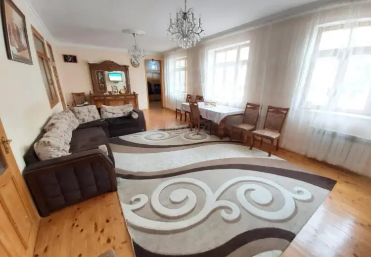 4 otaqlı mənzil Satılır, Keşlə qəs., Nizami, Bakı