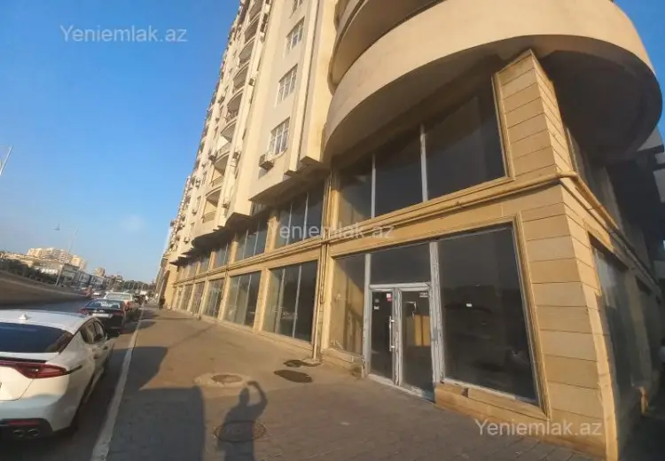 560 m² Obyekt / Ofis Satılır, Montin qəs., Xətai, Bakı