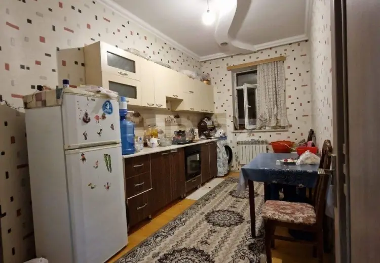 3 otaqlı mənzil , Bakı