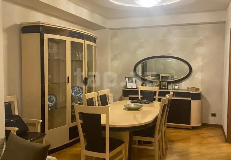 3 otaqlı mənzil , Bakı
