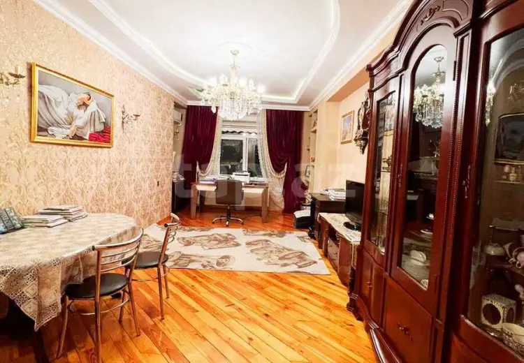 3 otaqlı mənzil , Bakı