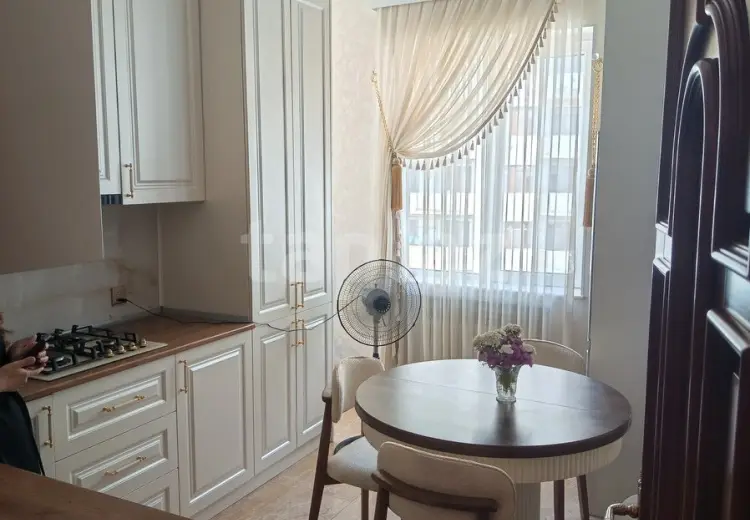 3 otaqlı mənzil , Xırdalan