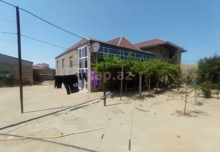 4 otaqlı mənzil , Bakı