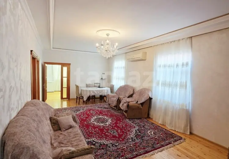 6 otaqlı mənzil , Səbail, Bakı