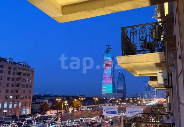 3 otaqlı mənzil , Bakı