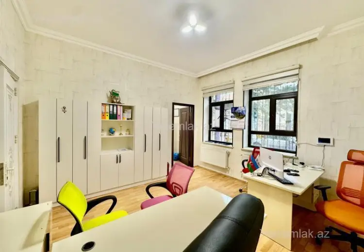 2000 m² Obyekt / Ofis Satılır, Binəqədi qəs., Binəqədi, Bakı