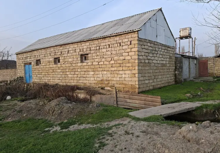 4 otaqlı mənzil , Xaçmaz
