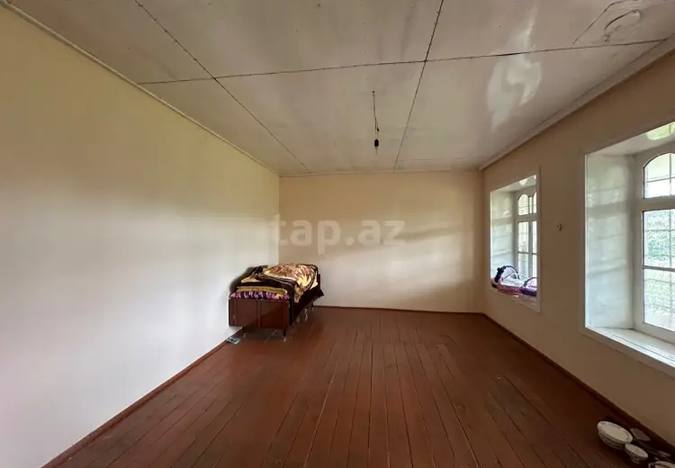 3 otaqlı mənzil , Oğuz