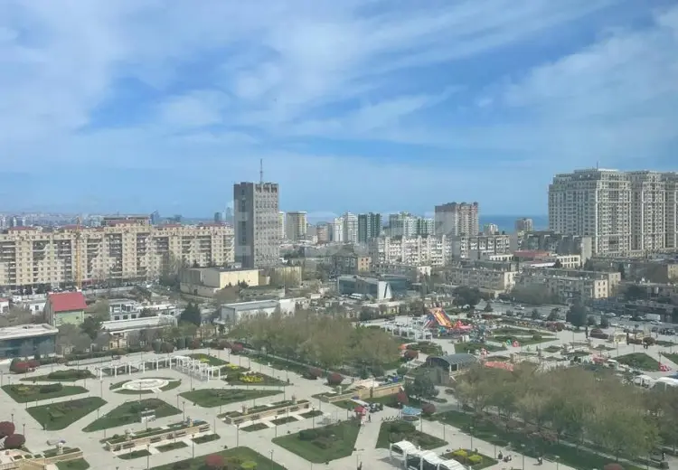 3 otaqlı mənzil , Bakı