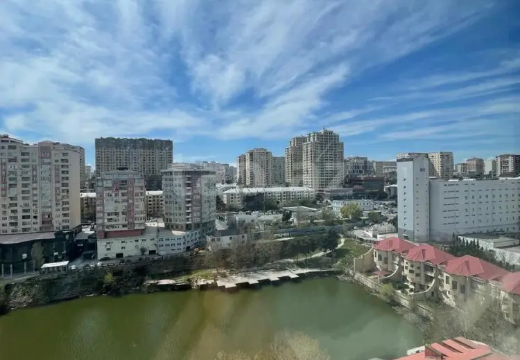 3 otaqlı mənzil , Bakı