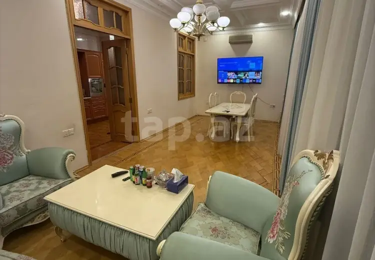 3 otaqlı mənzil , Bakı