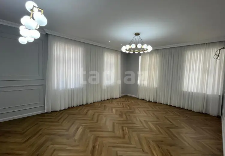 4 otaqlı mənzil , Bakı
