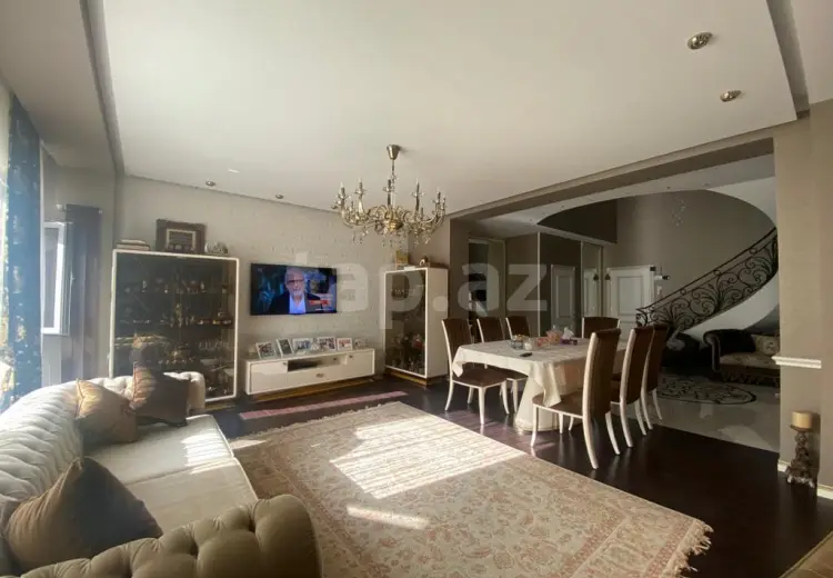 4 otaqlı mənzil , Bakı