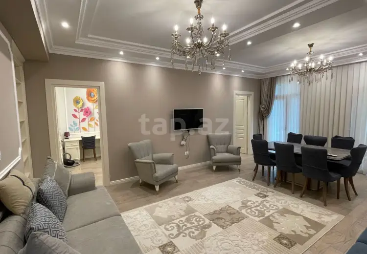 4 otaqlı mənzil , Bakı