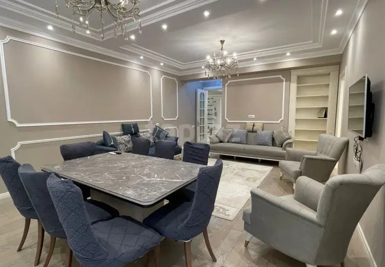 4 otaqlı mənzil , Bakı