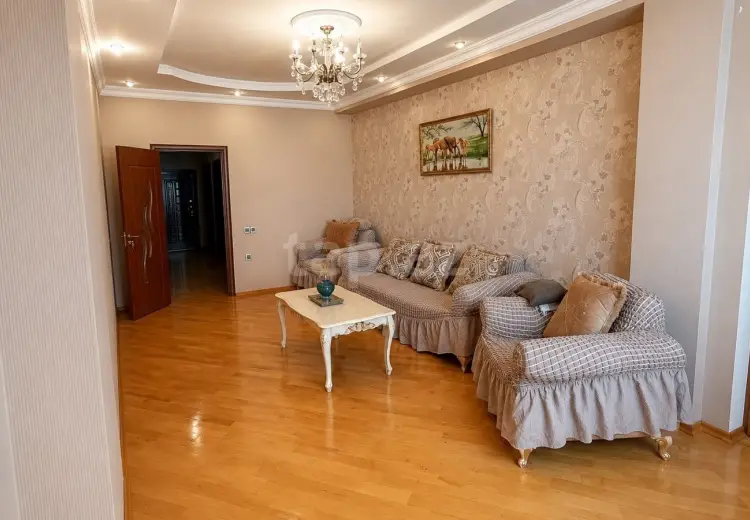3 otaqlı mənzil , Bakı