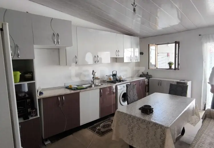 3 otaqlı mənzil , Bakı