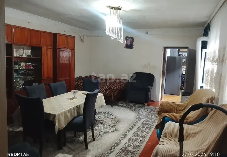 7 otaqlı mənzil , Gəncə