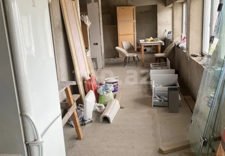 4 otaqlı mənzil , Bakı