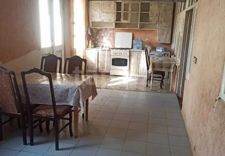 4 otaqlı mənzil , Gəncə