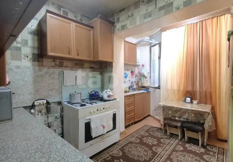 5 otaqlı mənzil , Bakı
