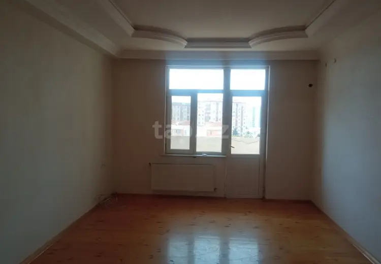 3 otaqlı mənzil , Bakı
