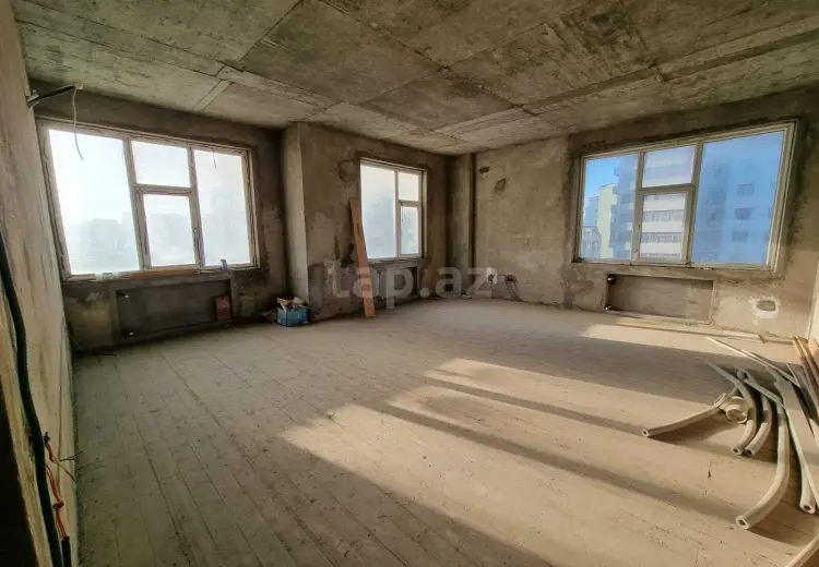 4 otaqlı mənzil , Bakı
