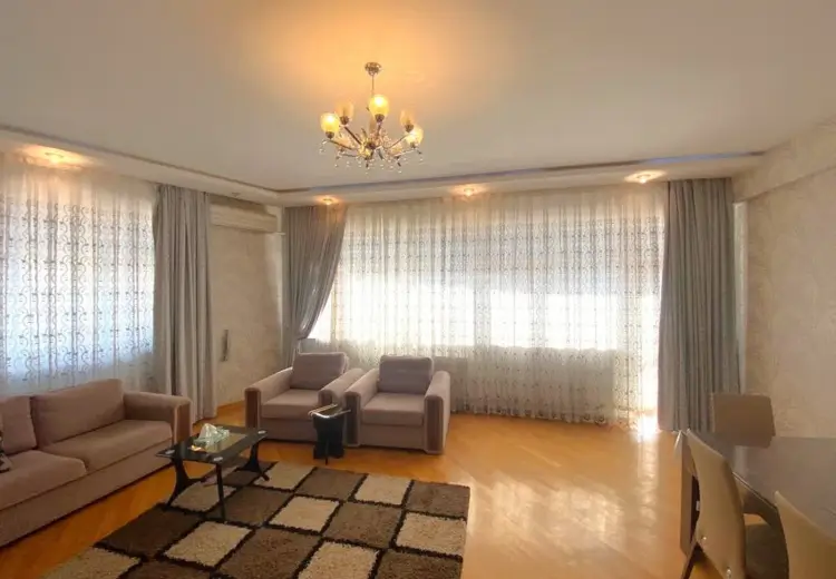 3 otaqlı mənzil , Bakı