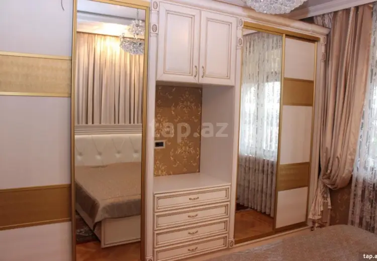 7 otaqlı mənzil , Xırdalan