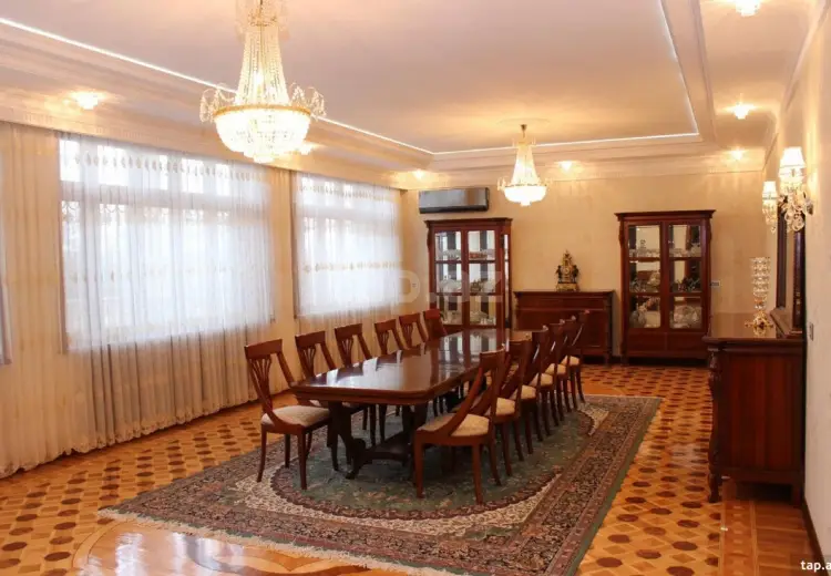 7 otaqlı mənzil , Xırdalan