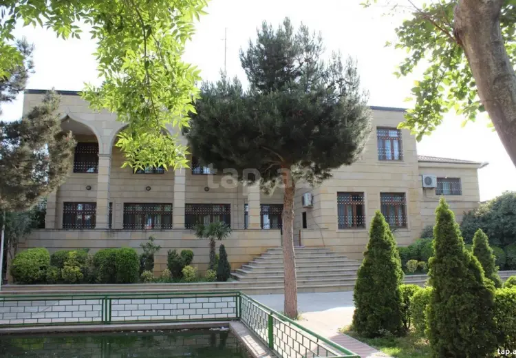 7 otaqlı mənzil , Xırdalan