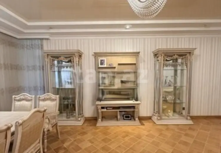 4 otaqlı mənzil , Bakı