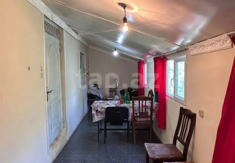 3 otaqlı mənzil , Quba