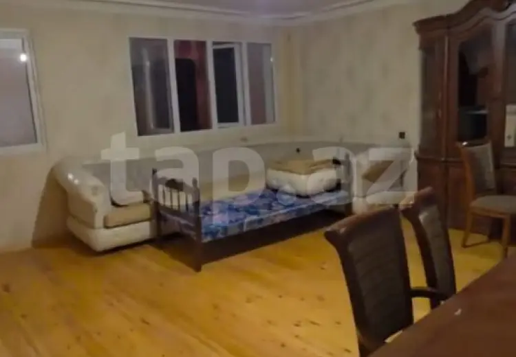 4 otaqlı mənzil , Bakı