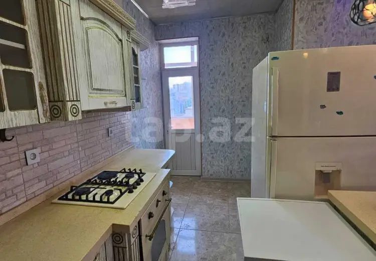 3 otaqlı mənzil , Bakı