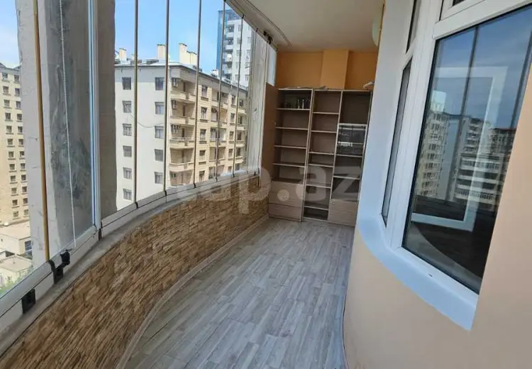 3 otaqlı mənzil , Bakı