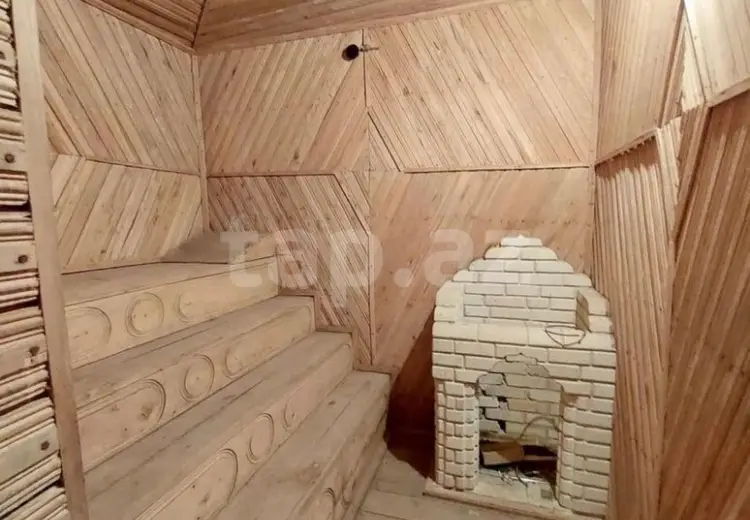 8 otaqlı mənzil , Gəncə