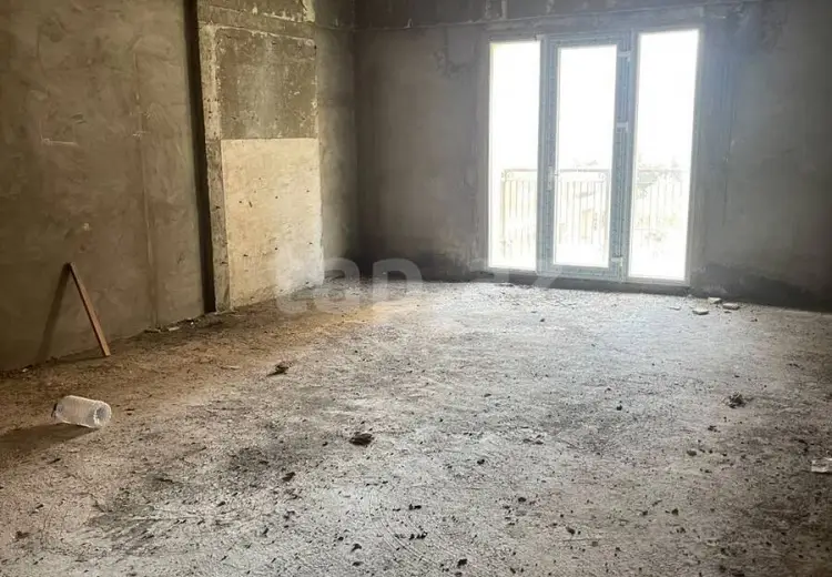 4 otaqlı mənzil , Bakı