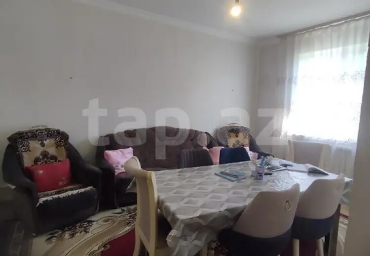 4 otaqlı mənzil , Şəki