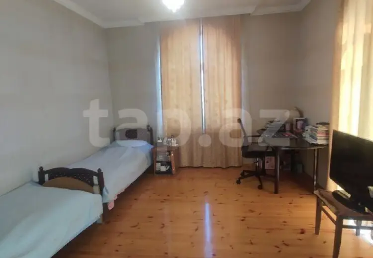 5 otaqlı mənzil , Şəki