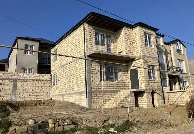 4 otaqlı mənzil Satılır, Badamdar qəs., Səbail, Bakı