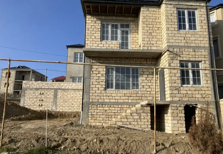 4 otaqlı mənzil Satılır, Badamdar qəs., Səbail, Bakı