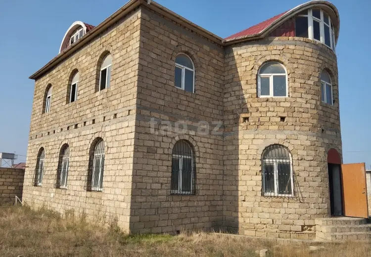 7 otaqlı mənzil , Bakı