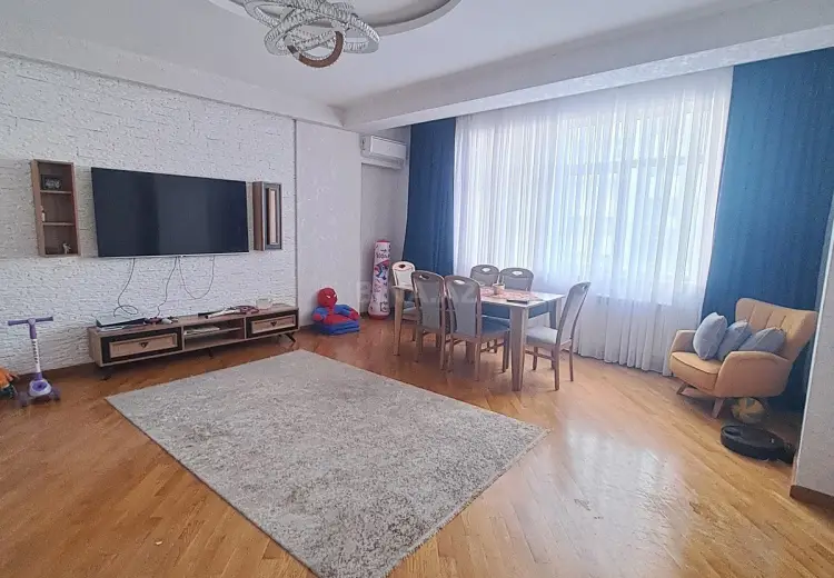 3 otaqlı mənzil Satılır, 8-ci kilometr, Nizami, Bakı