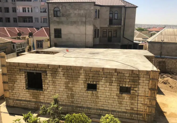 9 otaqlı mənzil , Xırdalan