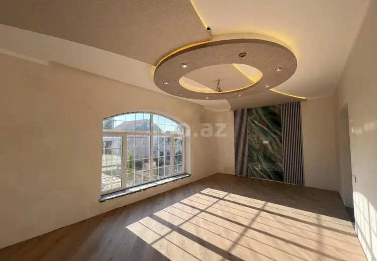 4 otaqlı mənzil , Quba
