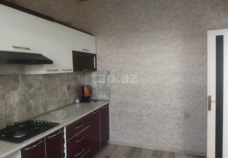 3 otaqlı mənzil , Şəki