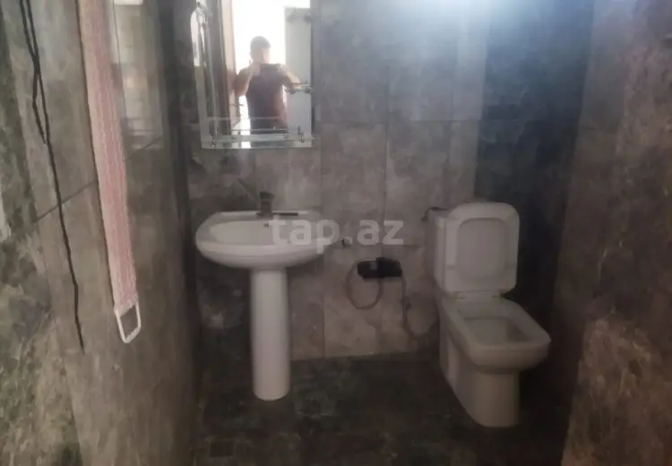 3 otaqlı mənzil , Şəki