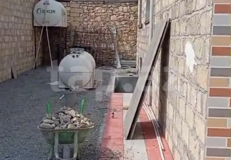 4 otaqlı mənzil , Gəncə